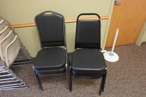lot 247 image: (4) black chairs