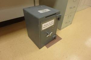 lot 300 image: Lock box safedeposit box