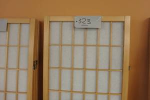 lot 323 image: Wooden 3-panel divider