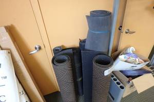 lot 328 image: (6) lot of entry rugsmats
