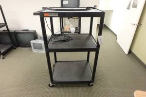 lot 444 image: Large AV cart