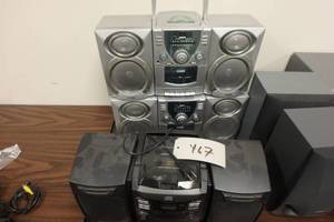 lot 467 image: (3) Stereo Systems