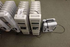 lot 484 image: Pair Lakewood Heaters, Holmes Heater