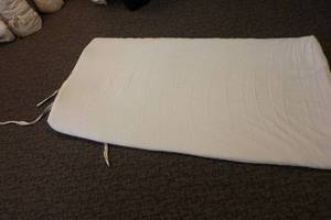 lot 573 image: Design brand Shiatsu mat
