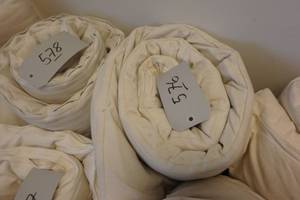 lot 576 image: Design brand Shiatsu mat
