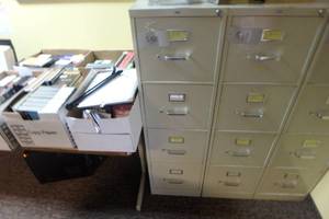 lot 588 image: HON 4 Drawer File