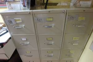 lot 589 image: HON 4 Drawer File
