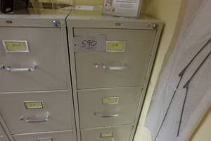 lot 590 image: HON 4 Drawer File