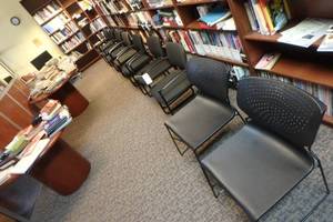 lot 591 image: (8) Chairs