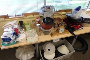 lot 621 image: Stuff