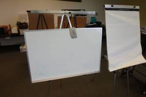 lot 638 image: (2) Silver Easels