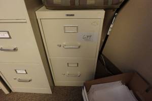 lot 649 image: 2 Drawer File