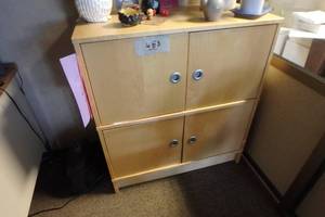 lot 653 image: Blond Credenza