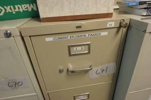 lot 671 image: 4 Drawer File