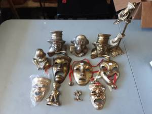 Clowns & Masks