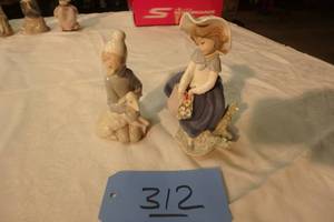 lot 312 image: Lladro #52222, Unnumbered