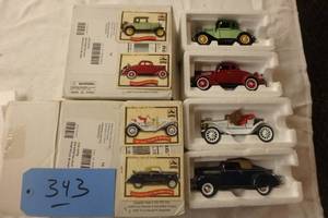 lot 343 image: 4 Ford 132 Scale Models