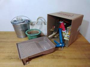 Miscellaneous Garden Items and Tool Set