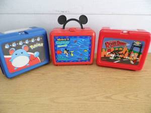 Lot of 3 Luncboxes