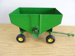 John Deere Wagon