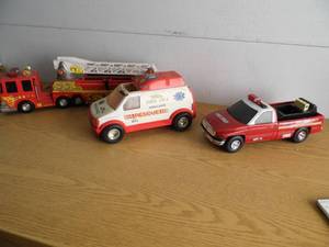 Ladder Truck - Tonka Rescue  - Fire Chief