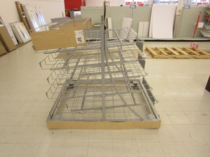 lot 12 image: Retail Fixture Rack