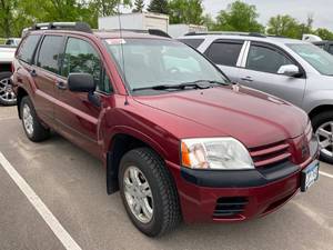 lot 23 image: 2005 Mitsubishi Endeavor AWD