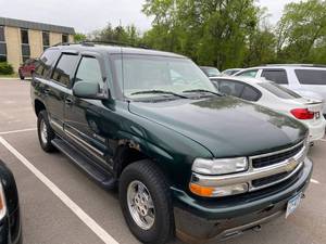 lot 22 image: 2000 Chevrolet Tahoe LT 4x4