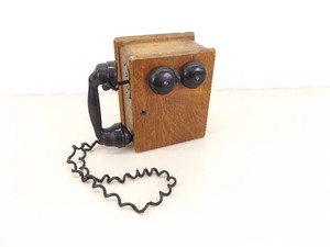 lot 6 image: Antique Western Electric Telephone
