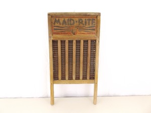 lot 25 image: Antique Maid-Rite Wood Washboard