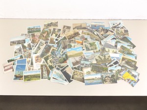 lot 37 image: 250 Antique and Vintage Postcards in Protective Plastic Sleeves