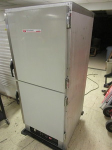 lot 407 image: METRO FLAVOR-HOLD HEATED CABINET, NSF-APPROVED