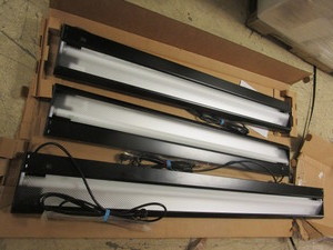 lot 412 image: LIGHT CORP. FLUORESCENT WORKSPACE LIGHTS - NEW