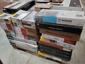 PALLET WITH BRANDED COMPLETE FAUCETSSINK SETS CUSTOMER RETURNS SEE PICS