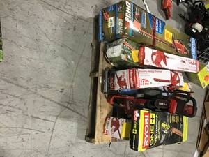 PALLED OF MIXED OUTDOOR ASSORTED TOOLS AND ACCESSARIES. AND MORE ORIGINAL CUSTOMERS RETURNS REVIEW PICTURES