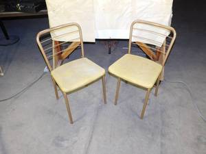 lot 5 image: Vintage Chairs