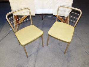 lot 6 image: Vintage Chairs