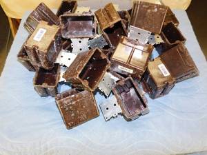 lot 21 image: Single Gang Switch Boxes