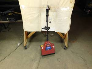 lot 44 image: Toro Power Shovel