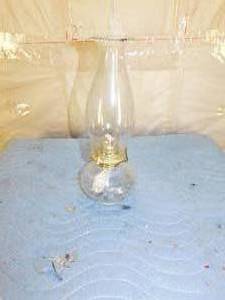 lot 85 image: Hurricane Lamp