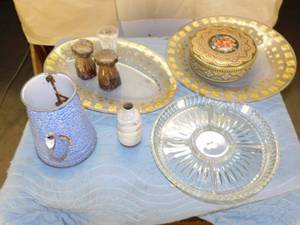 lot 94 image: Misc Dishes