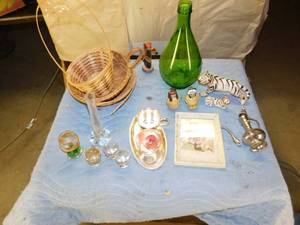 lot 95 image: Misc Home Dcor