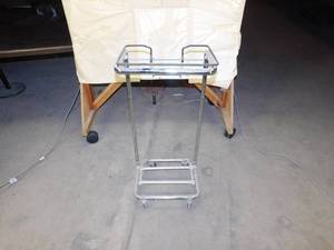 lot 102 image: Garden Garbage Pail Holder