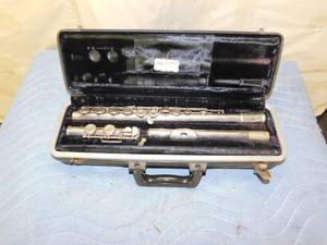lot 134 image: Vintage Flute