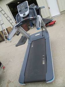 lot 200 image: Precor Treadmill, TRM 800