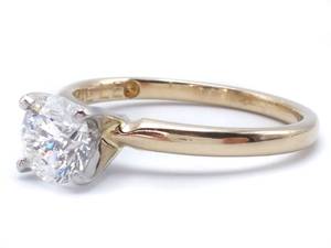 lot 3 image: 1 Carat High Grade Leo Diamond in Platinum and 14k White Gold