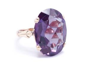 lot 17 image: Immaculate and Large 13.25 Carat Color Changing Alexandrite Custom Estate Ring in 14k Yellow Gold
