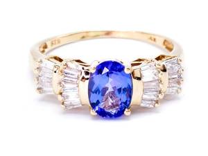 lot 21 image: Gorgeous Tanzanite and Diamond Estate Ring in 14k Yellow Gold - $2225