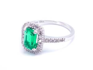 lot 27B image: Ladies Emerald and Diamond Estate Ring in 14k White Gold