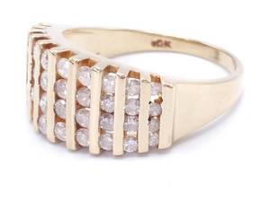 lot 31 image: 1 Carat Diamond Custom Estate Ring in Yellow Gold $3200